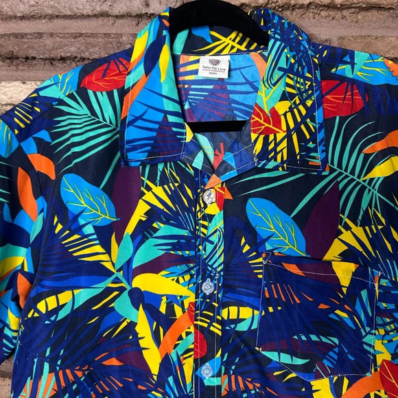 Tailor Pal Love Men's Colorful Hawaiian Tropical Short Sleeve Shirt - Picture 4 of 8